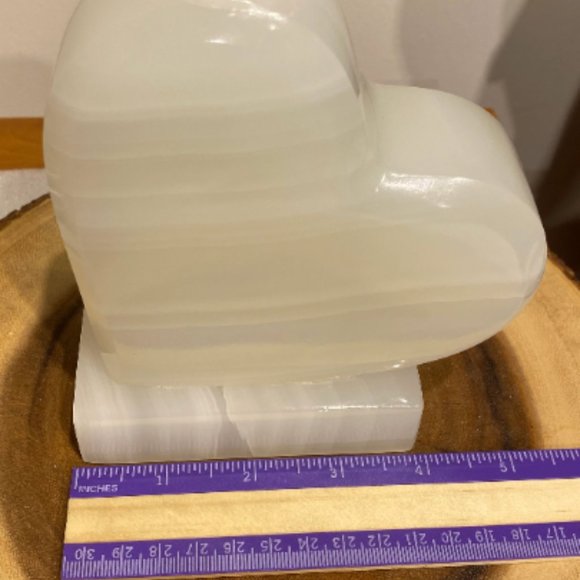 Onyx Heart Lamp, Unique Lighting, Office Decor, Bedroom Decor, Stone Carvings - Picture 5 of 6